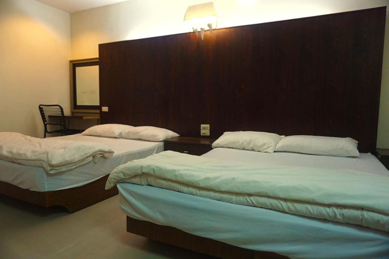 Hua Bin Hotel Yilan Exteriér fotografie