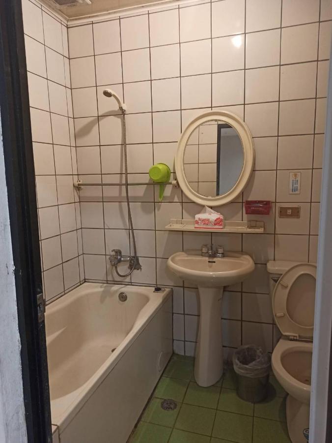 Hua Bin Hotel Yilan Exteriér fotografie